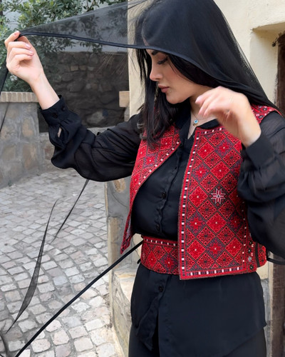 جلیقه زنانه سوزندوزی مدل میناب Jalighe Zanane Minab Zimacrafts