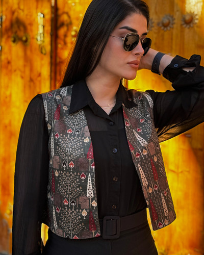 جلیقه زنانه مخمل طرح سرو Jalighe Zanane Sarv Zimacrafts